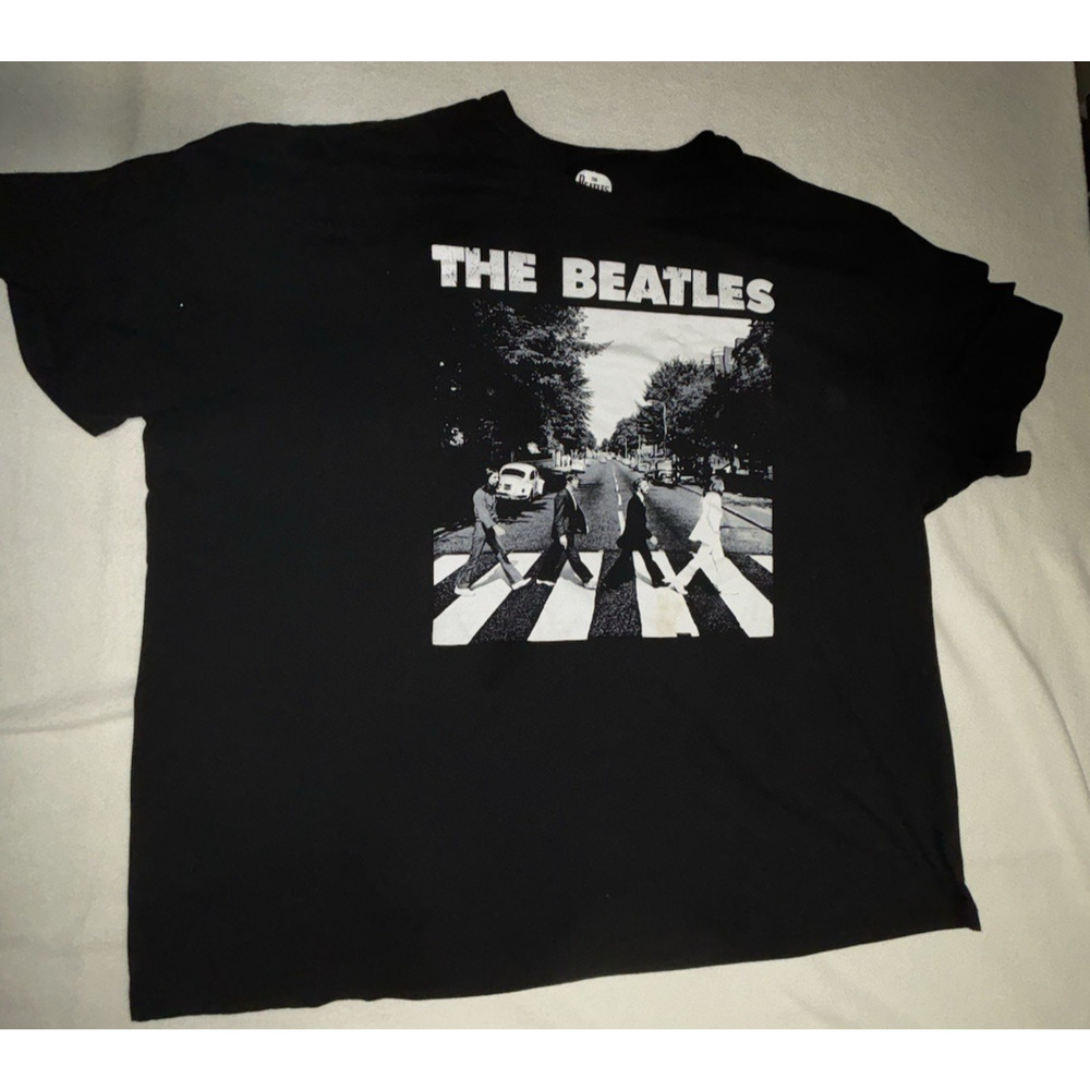The Beatles 2XB T-Shirt Abby Road Walk Black & White Picture Hybrid 26" Chest